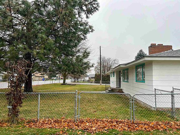 2nd image of 14523 E 16th Ave