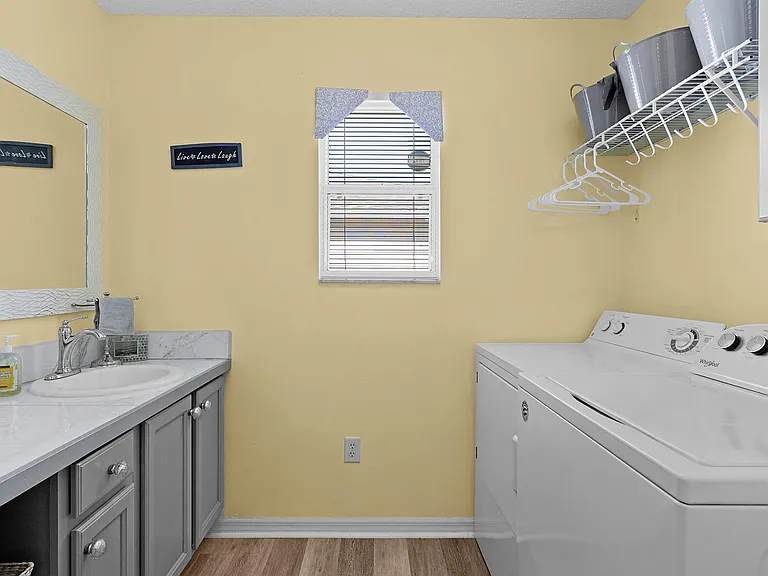 520 Paxville Pl — Photo 19