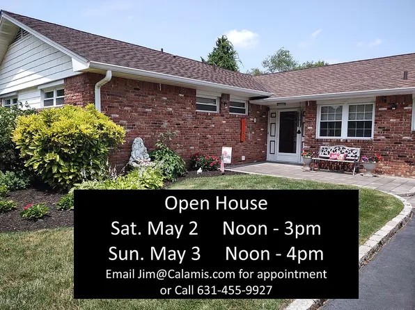 33 Long Bow Ln, Commack, NY 11725