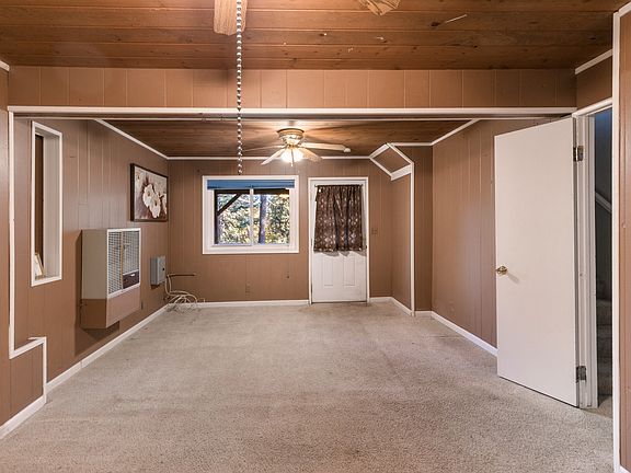 3rd image of 730 W Victoria Ct