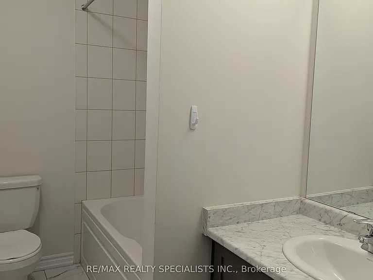 29 Gunn Ave — Photo 21
