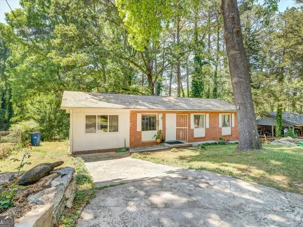 2123 Westover Dr, East Pt, GA 30344