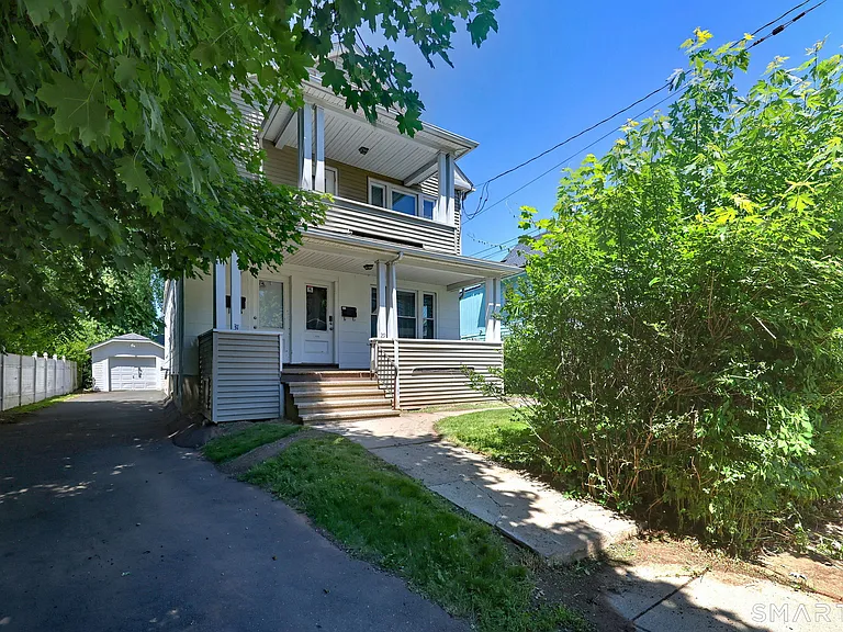 31 Winthrop St — Photo 1