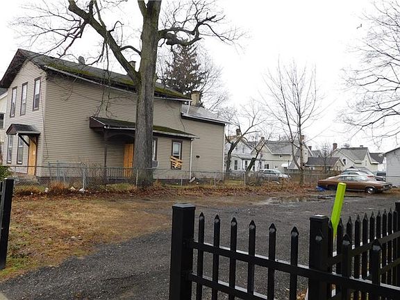 5th image of 248 W 18th St