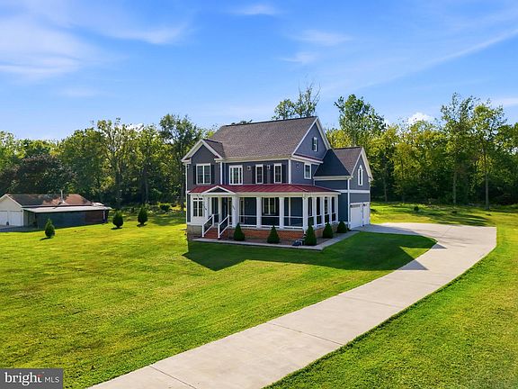 3rd image of 268 Phillips Ln