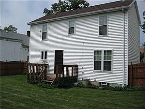 2nd image of 219 Mulberry St