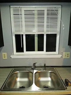 1370 S Vermont Ave #1 — Photo 7