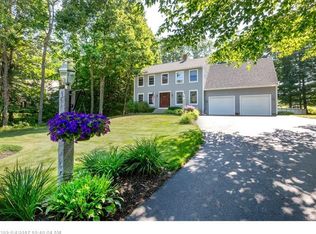 14 Royal Grant Way, Westbrook, ME 04092