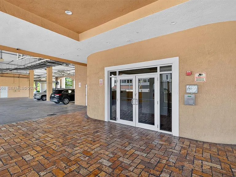 5271 SW 8th St #305 — Photo 25