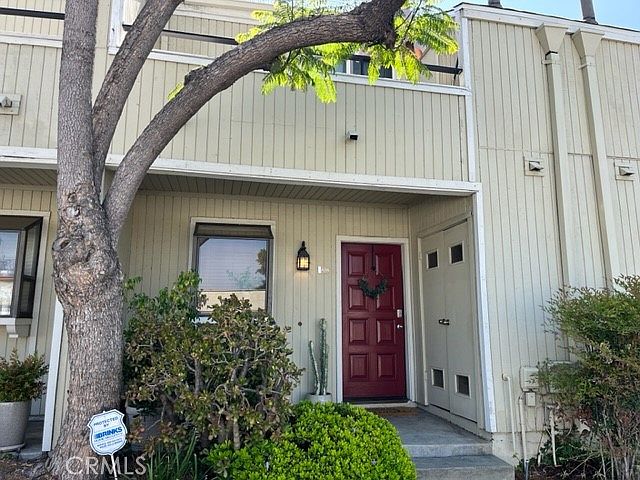 1st image of 636 Sycamore Ave
