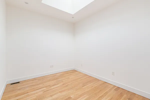 Rented by Brown Harris Stevens | media 21