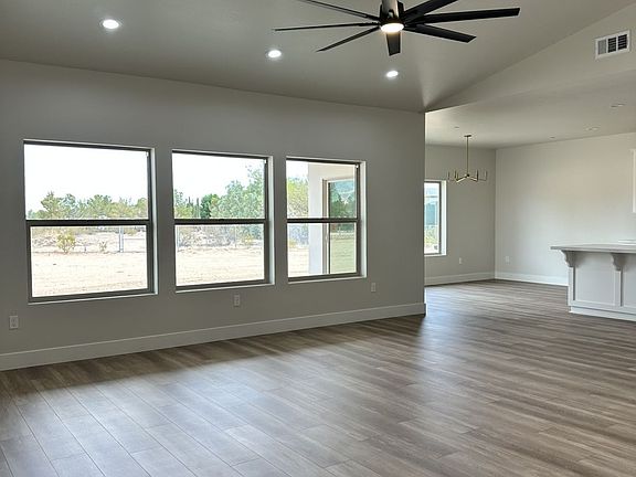 4th image of 107 Alzado Ct