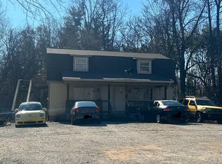 212 Cherokee Heights Dr, Maryville, TN 37801
