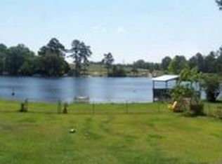 1107 Ricks Ln, East Dublin, GA 31027