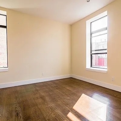 Rented by Nooklyn NYC LLC | media 26