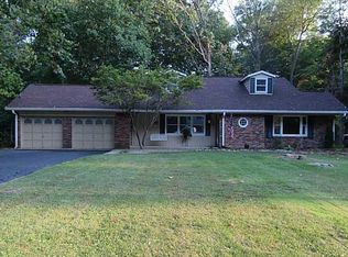 7705 Thorncrest Dr, Mooresville, IN 46158
