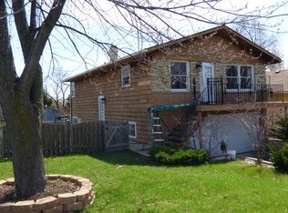 1613 Ridgeway Ave, Round Lake Beach, IL 60073