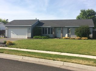 1031 E Main St, Hermiston, OR 97838