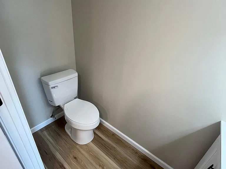 2070 Kingdom Dr — Photo 14