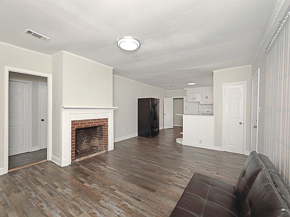 5th image of 602 Oak Ave