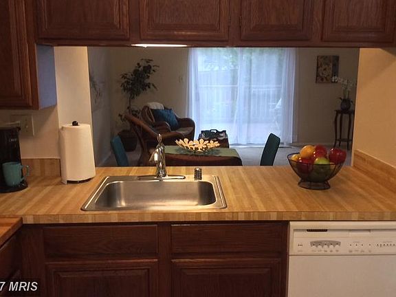 4th image of 8241 Mary Lee Ln