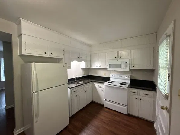 409 Hawley Ave APT 15, Belmont, NC 28012