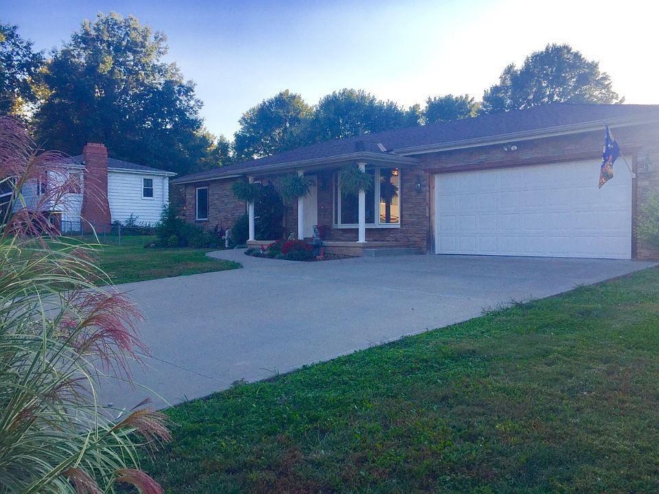 1st image of 5806 Steven Dr
