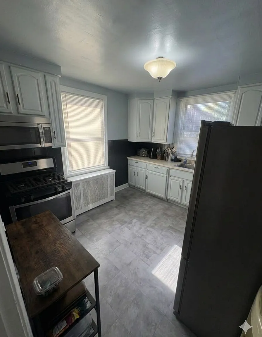 3 bed, 1260 sqft, $2,200 — Photo 4
