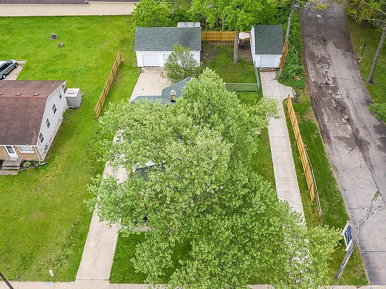 3350 Byron Center Ave SW — Photo 20