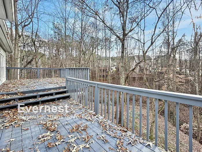 405 Revere Ct — Photo 45