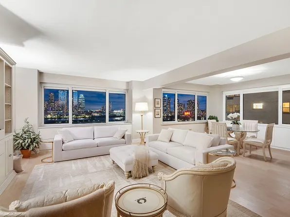 25 Sutton Pl S APT 9N, New York, NY 10022