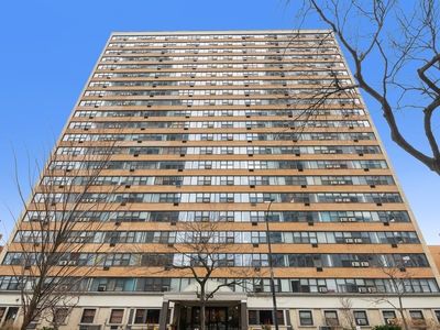 6030 N Sheridan Rd APT 1110, Chicago, IL, 60660