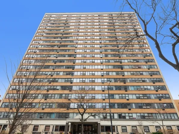 6030 N Sheridan Rd APT 1110, Chicago, IL 60660