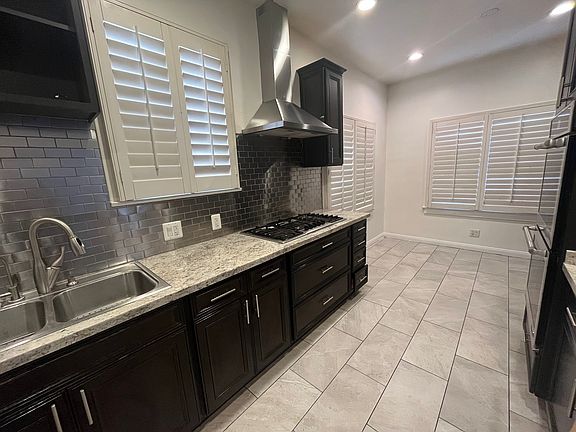 Kitchen, breakfast nook