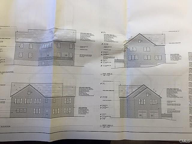 1st image of 4 Silver Beech Dr