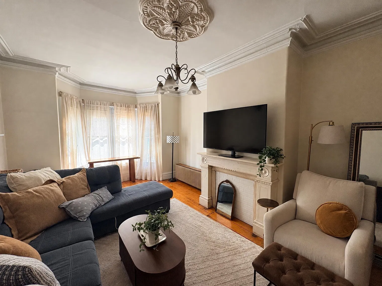 1 bed, 1.0 bath, 750 sqft, $2,900 — Photo 2