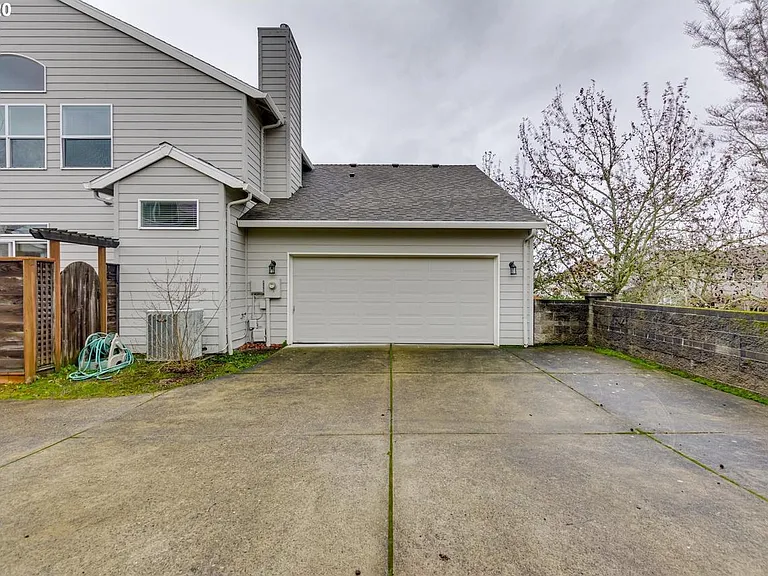 15059 NW Elaina Ct — Photo 29