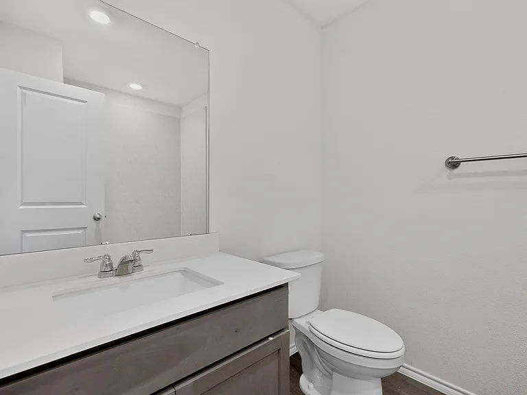 816 Glover Dr — Photo 20
