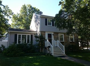 84 Buchanan Rd, West Roxbury, MA 02132