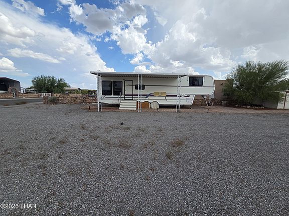 4th image of 49690 Opal Ave