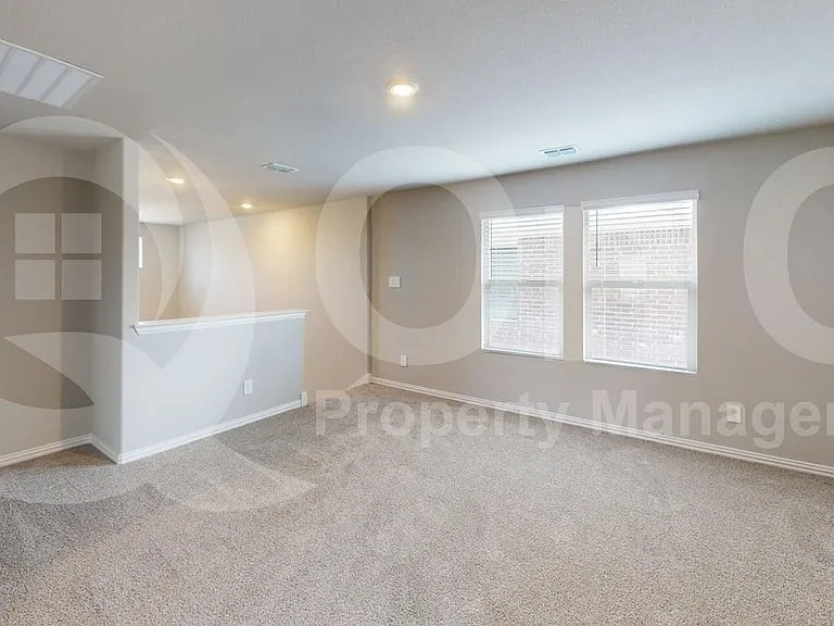 517 Ridgedale Dr — Photo 10