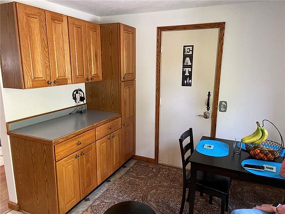 5th image of 1530 Elderberry Cir