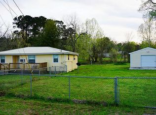 404 Governor Hogg Dr, Pointblank, TX 77364