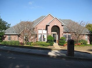 1101 Shallow Bend Dr, Desoto, TX 75115