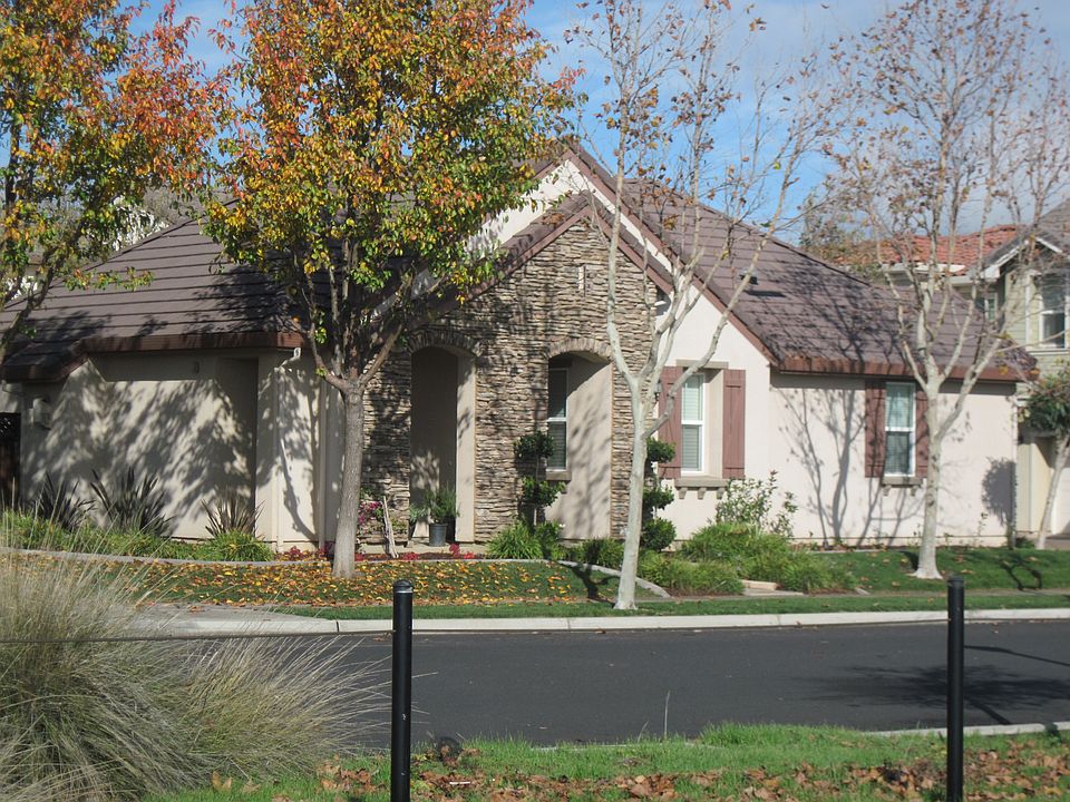 1st image of 349 W Las Brisas Dr
