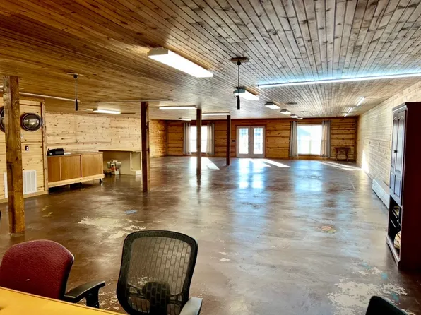 12365 S Chisolm Rd, Caddo, OK 74729