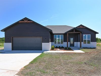 1232 E Stallion Ln, Mustang, OK, 73064
