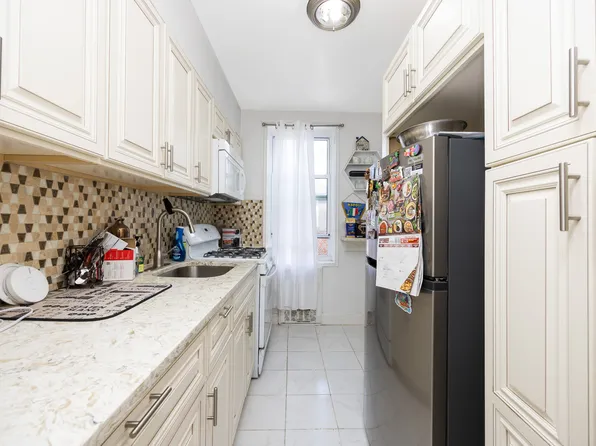 88-09 35th Avenue image 11 of 19