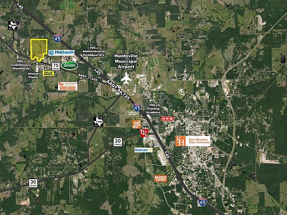 3rd image of 1658 State Highway 75 N