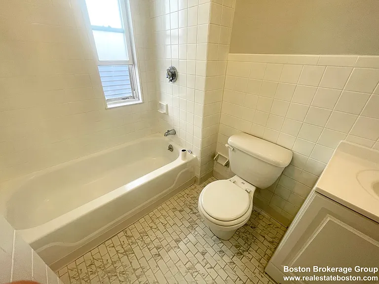 22 Howell St #3 — Photo 7